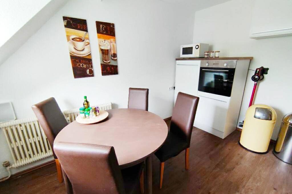 Gemütliches Apartment Nähe DU Zentrum/Uni/Hbf/A40 Duisburg Exterior foto